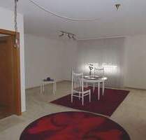 Wenn Sie gerne Treppen steigen: sonnige Wohnung mit Balkon in gepflegtem Mehrparteienhaus - Waldbröl