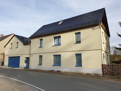 bf38c9f4-37b7-49fb-9b2b-b1c8293def69 - Charmantes Zweifamilienhaus in bester Lage - Vielseitigkeit und Komfort in Saalburg-Ebersdorf