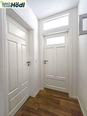 Flurbereich mit hochwertigen Zimmertüren - 