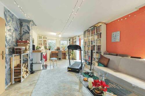 Wohnzimmer-EG - 5 Zimmer Einfamilienhaus zum Kaufen in Schönwölkau