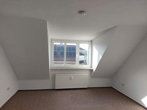 Wohnzimmer Bild 2 - 2 Zimmer Etagenwohnung in Dessau-Roßlau