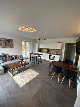 Wohn-Eßbereich - Sehr helle 2-Zimmer-Wohnung mit Terrasse in Bedburg-Hau Hasselt