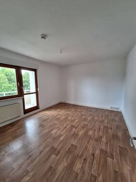 20260521_140454.jpg - 3 Zimmer Etagenwohnung zur Miete in Eisenach