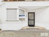Eigener Zugang mit überdachtem Eingangsbereich - 2 Zimmer Etagenwohnung zum Kaufen in Saarbrücken