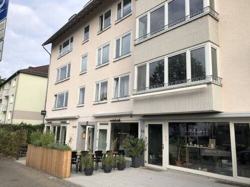 Vorderansicht des Hauses - 2 ZKB-Wohnung ohne Balkon - Nähe Innenstadt