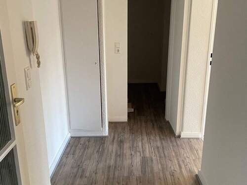 Flur - 2 Zimmer Etagenwohnung in Kassel