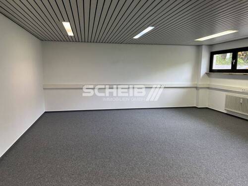 Souterrain - Büro mit 49,90 m&sup2; in Crailsheim zur Miete