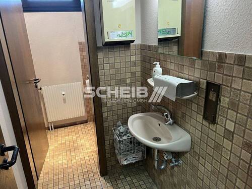 mit Waschbecken - 
