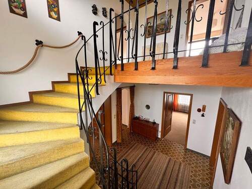 Bild 3 - 7 Zimmer Einfamilienhaus in Osterhofen