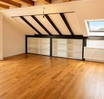 Stilvolle Dachgeschoss-Wohnung mit hochwertigem Wohnambiente - Aalen Fachsenfeld
