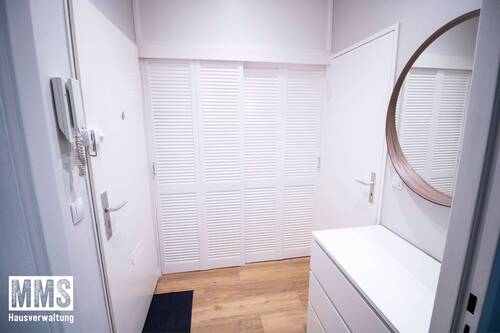 Flur - 1 Zimmer Etagenwohnung zur Miete in Berlin