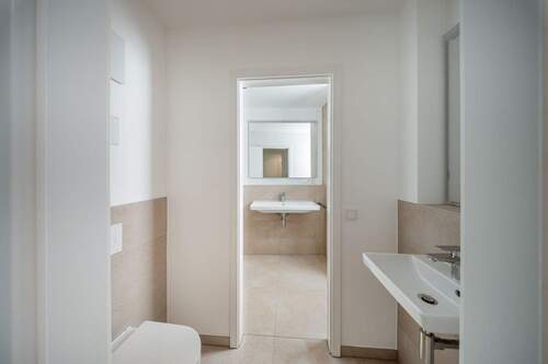 05_Badezimmer Whg14_ZGS.jpg - 