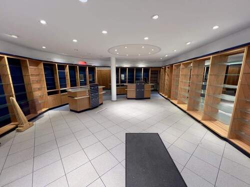 Ansprechende Büro-/Praxisräume im EG - Vielseitig nutzbare Gewerbeeinheit in Hirschaid, Ortsteil Sassanfahrt zu verkaufen