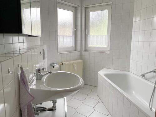 Badezimmer Ansicht 1 - 