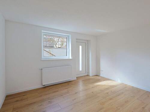 Separates Schlafzimmer mit Gartenzugang - 2 Zimmer Etagenwohnung in Leinfelden-Echterdingen