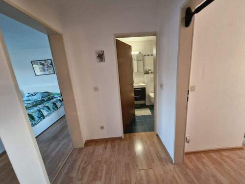 Flur 2.jpeg - 3 Zimmer Etagenwohnung in Passau