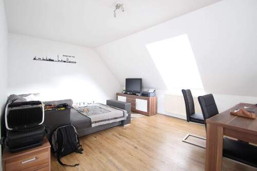 Wohnen - Etagenwohnung mit 47,00 m² in Zell a.H. zur Miete