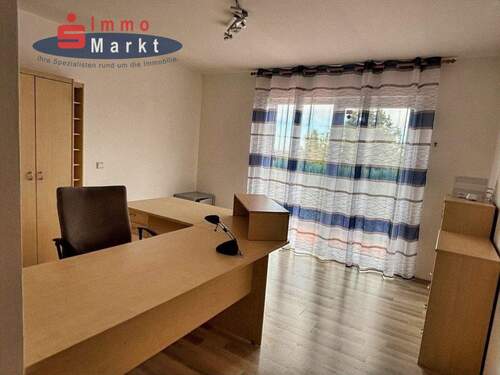 Kinderzimmer zwei/ Büro - 