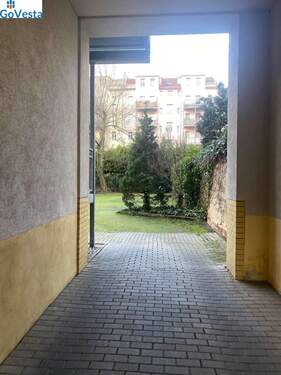 Durchgang in den Hinterhof - 