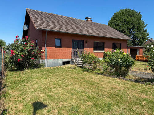 Vorderansicht 1 - 4 Zimmer Einfamilienhaus zum Kaufen in Erftstadt / Erp