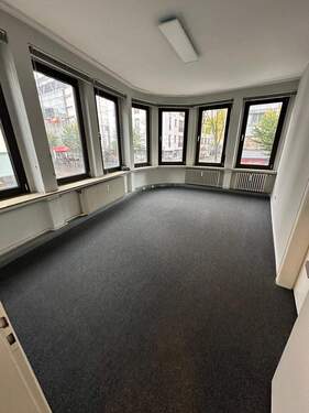 Büro - Büro mit 208,00 m&sup2; in Kassel zur Miete