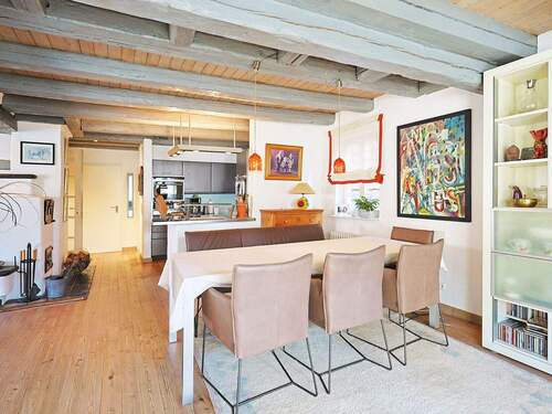 Essbereich und Küche - 