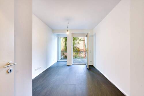 Arbeitszimmer links - 
