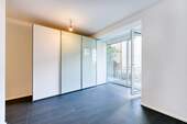Schlafen mit Schrank - 