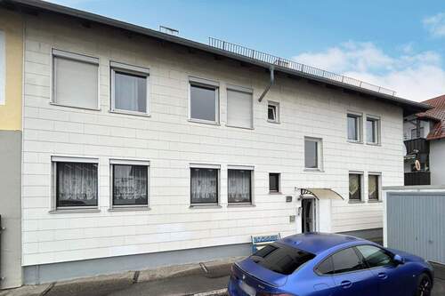 Vorderansicht - 4 Zimmer Etagenwohnung in Straubing