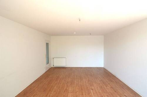 Wohnzimmer - 2 Zimmer Etagenwohnung zum Kaufen in Mahlow