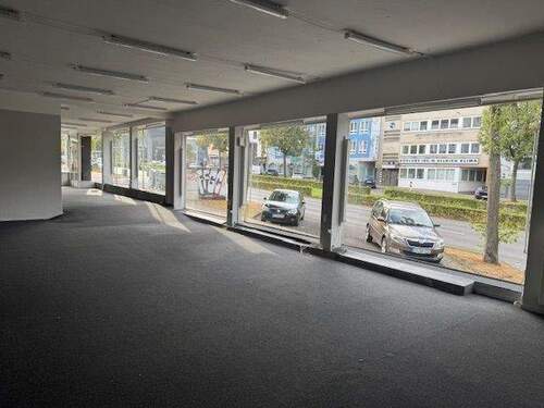 Ladenlokal - Gewerbeobjekt (Büro, Produktion, Verkauf) in Kassel