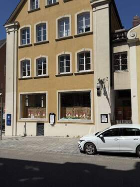 Bild 2 - 6 Zimmer Etagenwohnung zur Miete in Ellwangen