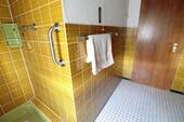11.10_Bad Erdgeschoss_Dusche - 