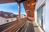ein weiterer ruhiger Balkon im DG zum Entspannen - 