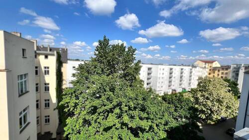 Blick vom Balkon - 3 Zimmer Etagenwohnung in Magdeburg