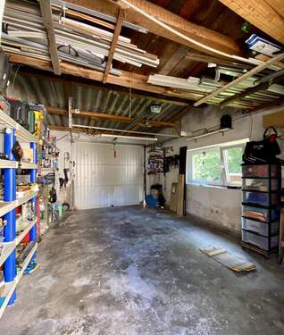 Garage - 