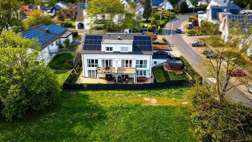 Vogelperspektive - 7 Zimmer Doppelhaushälfte zum Kaufen in Bonn