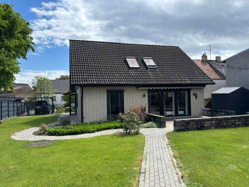 Terrasse - Charmantes und sehr gepflegtes Einfamilienhaus