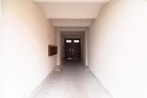 Durchgang zum Haus - 