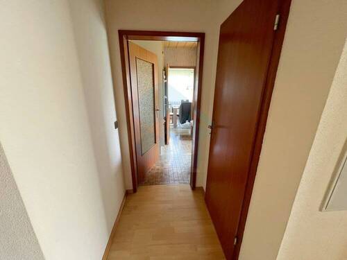 Flur zur Küche im Erdgeschoss - 