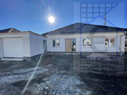 Haus rechts - NEUBAU EINFAMILIENHAUS IN SCHÖNER LAGE