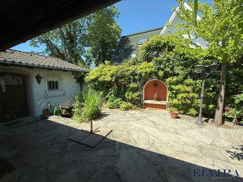 Bild 4 - Einfamilienhaus mit 190,00 m&sup2; in Grünwald zum Kaufen