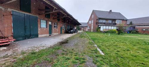 Nebengebäude - Mehrfamilienhaus, Wohnhaus mit 450,00 m&sup2; in Wittingen zum Kaufen