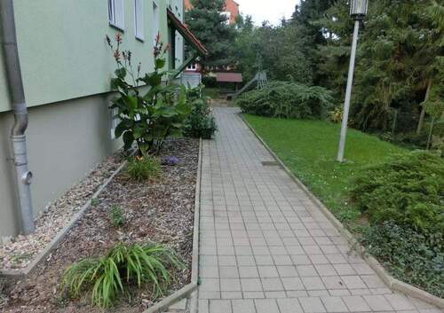 Außenanlagen - 2 Zimmer Etagenwohnung in Dresden