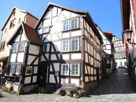 Außenansicht - 2 Zimmer Einfamilienhaus zum Kaufen in Alsfeld