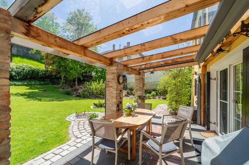Wohnhaus überdachte Terrasse - 