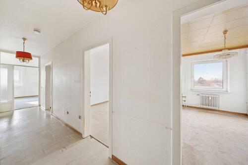 Flur - Etagenwohnung mit 77,60 m² in Hamburg / Meiendorf zum Kaufen