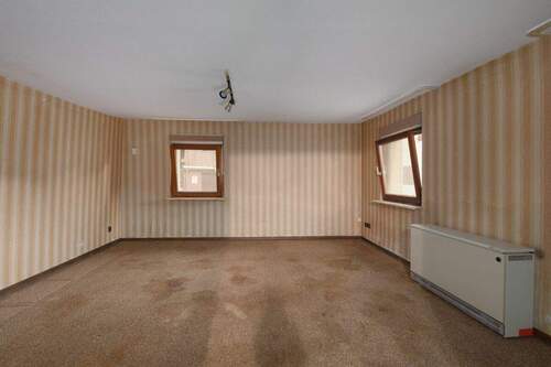 Wohnen/Schlafen EG - Einfamilienhaus mit 193,60 m&sup2; in Königsbach-Stein zum Kaufen