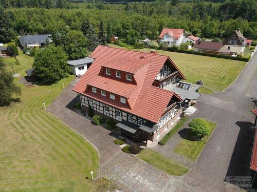 Haupthaus - Mehrfamilienhaus, Wohnhaus mit 108,00 m&sup2; in Marsberg zum Kaufen