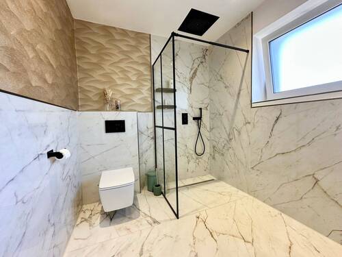 Gäste - WC - Einfamilienhaus mit 323,00 m&sup2; in Solingen / Wald zum Kaufen